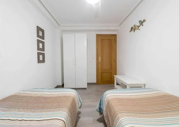 アパート Piso Carolina