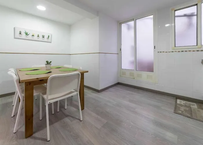 Piso Carolina バレンシア